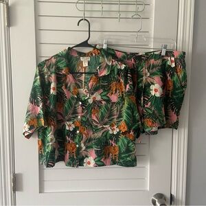 Cynthia Rowley Sleepwear Set New with Tags 100% Poleyester Tiger Tropical